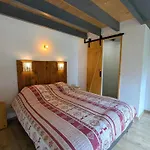 Moderne Et Renove Avec Carport Et Local A Au Calme Pres Des Vosges - Fr-1-589-342