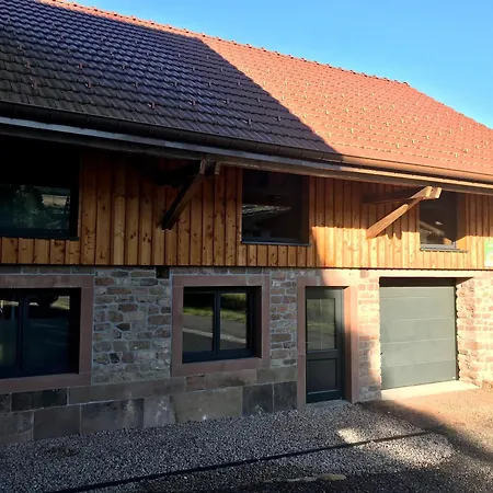 Moderne Et Renove Avec Carport Et Local A Au Calme Pres Des Vosges - Fr-1-589-342 * Vienville