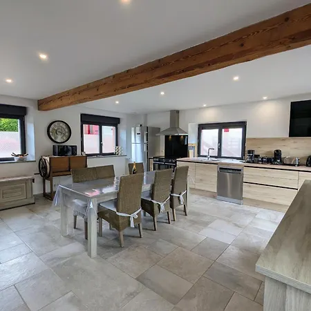 Moderne Et Renove Avec Carport Et Local A Au Calme Pres Des Vosges - Fr-1-589-342 Nyaraló Vienville