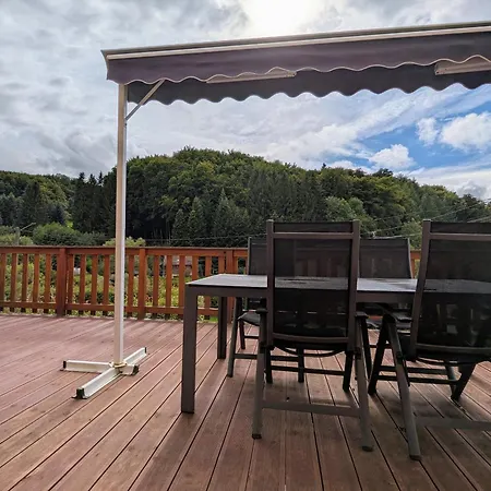 Moderne Et Renove Avec Carport Et Local A Au Calme Pres Des Vosges - Fr-1-589-342 * Vienville