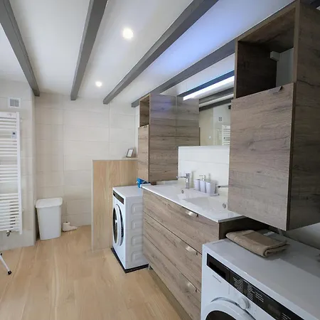 Prázdninový dům Moderne Et Renove Avec Carport Et Local A Au Calme Pres Des Vosges - Fr-1-589-342 *